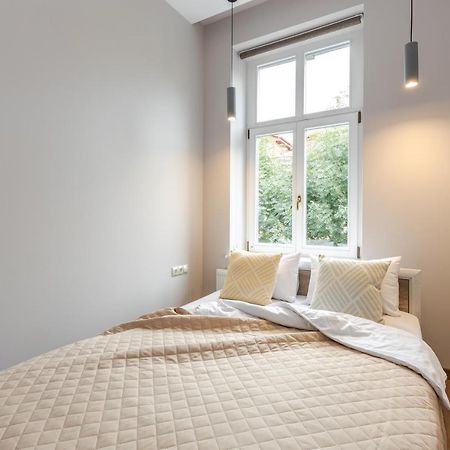 Inshiapartments On Kovzhuna Str Львов Экстерьер фото