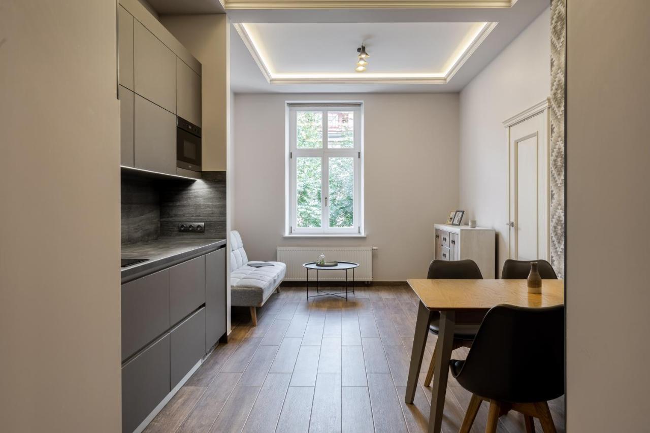 Inshiapartments On Kovzhuna Str Львов Экстерьер фото